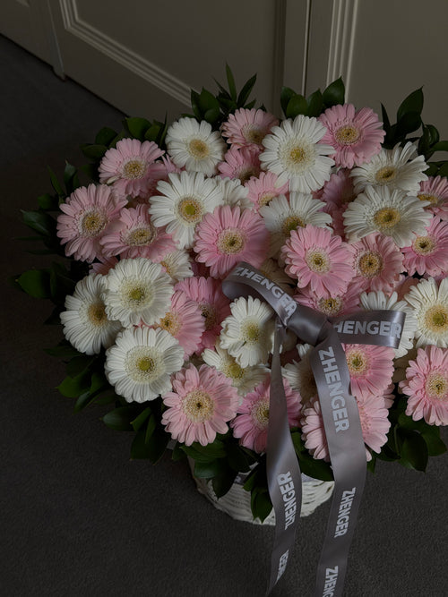 0v0 Blush Daisy Basket
