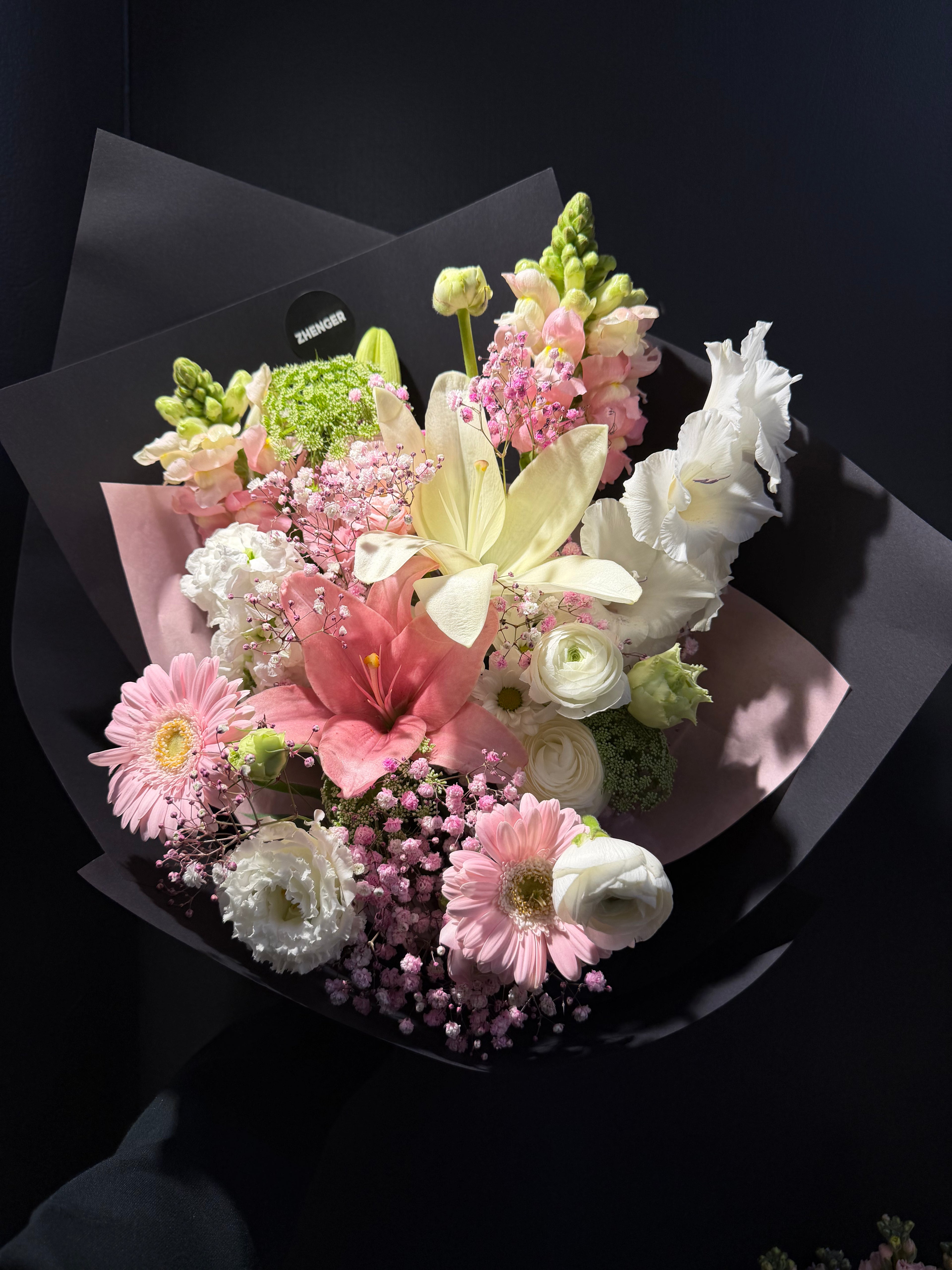 Daily in store fresh flowers