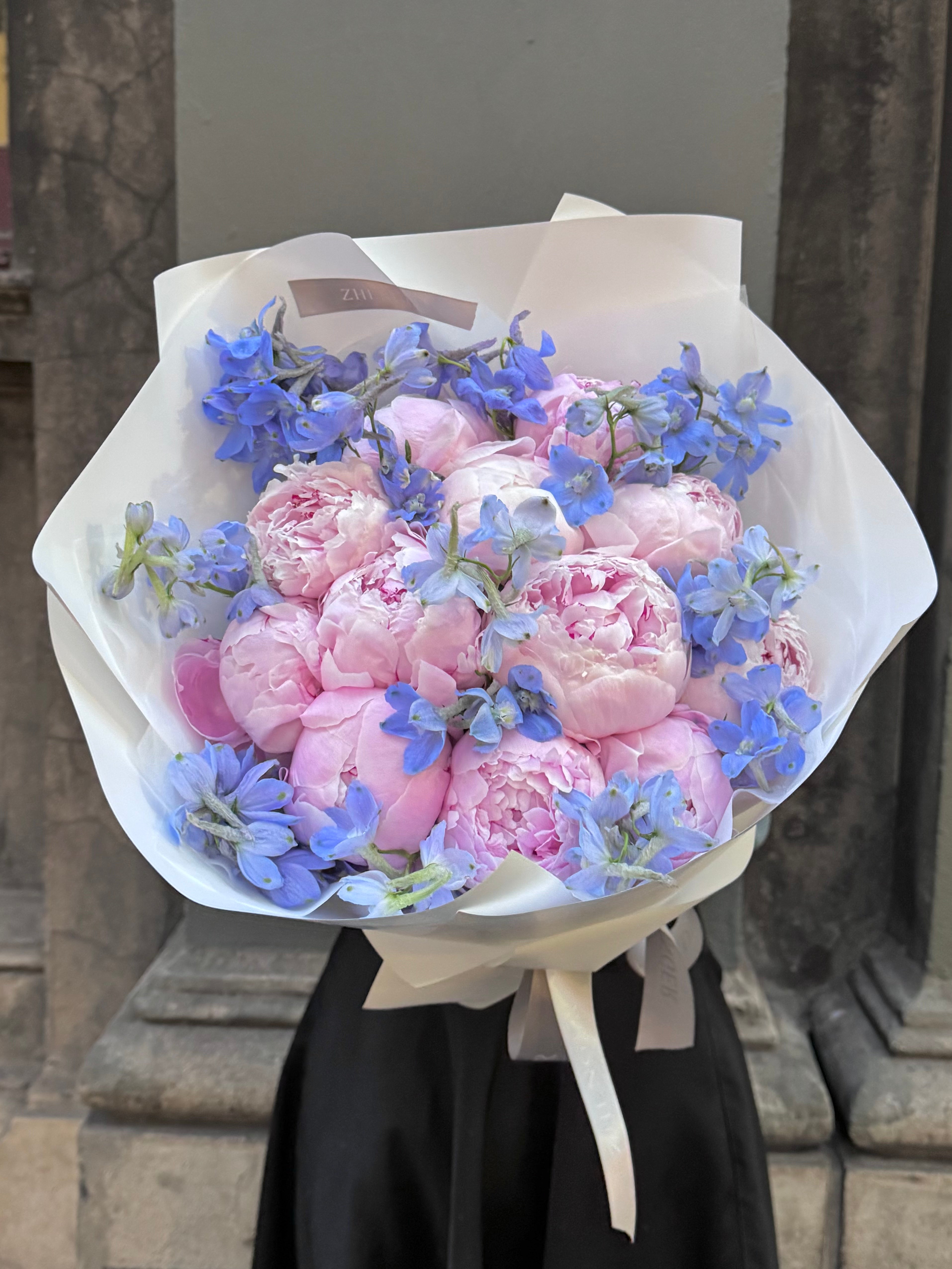 0v0 Pinky Peonies & Baby Blue