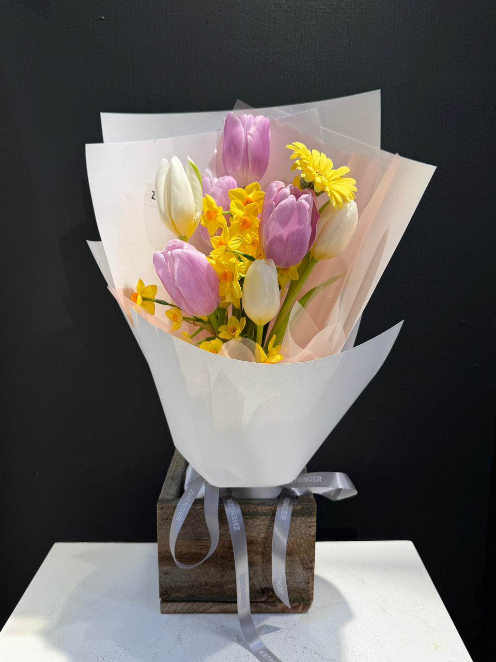 Daily in store fresh flowers