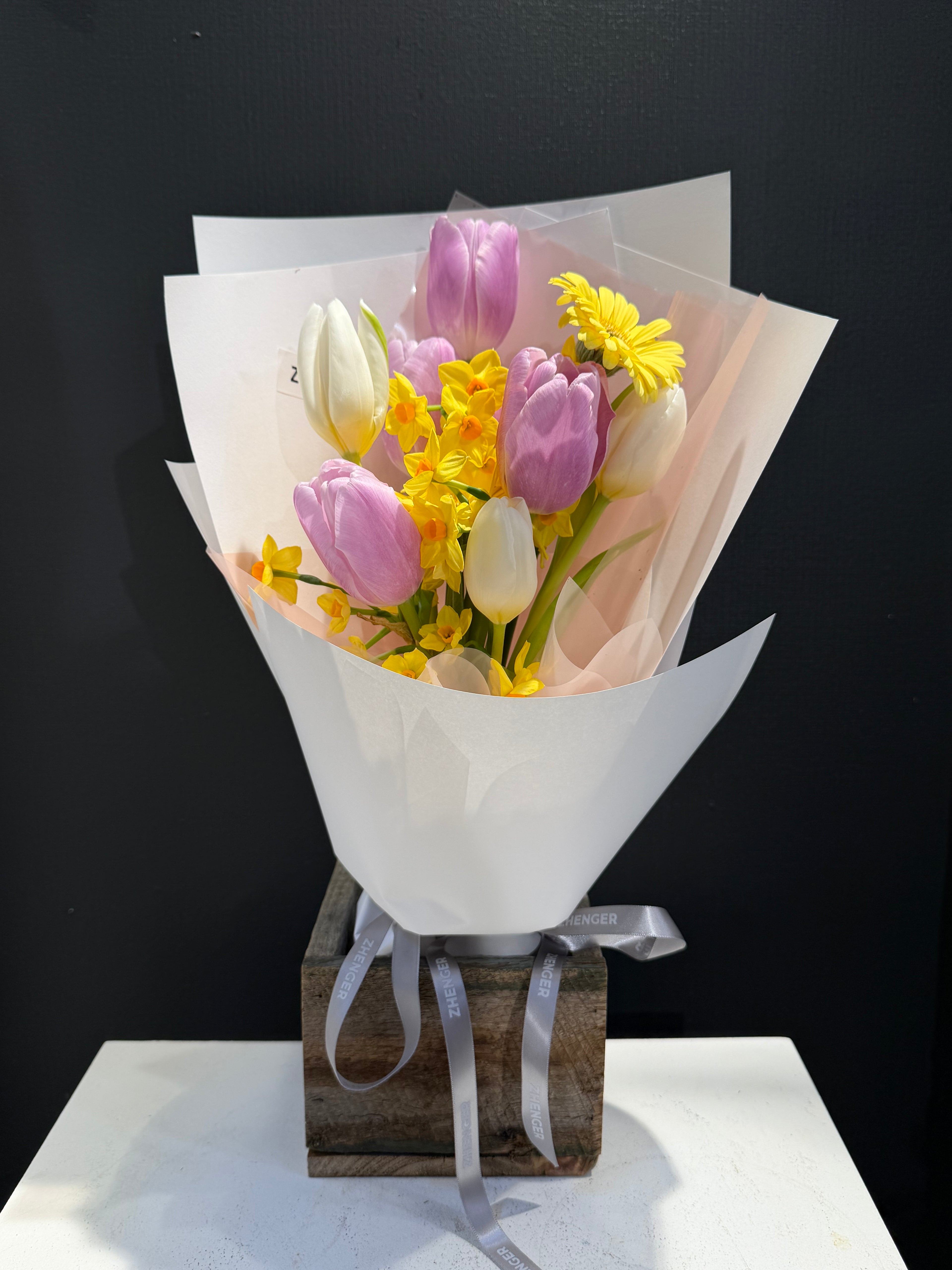 Daily in store fresh flowers
