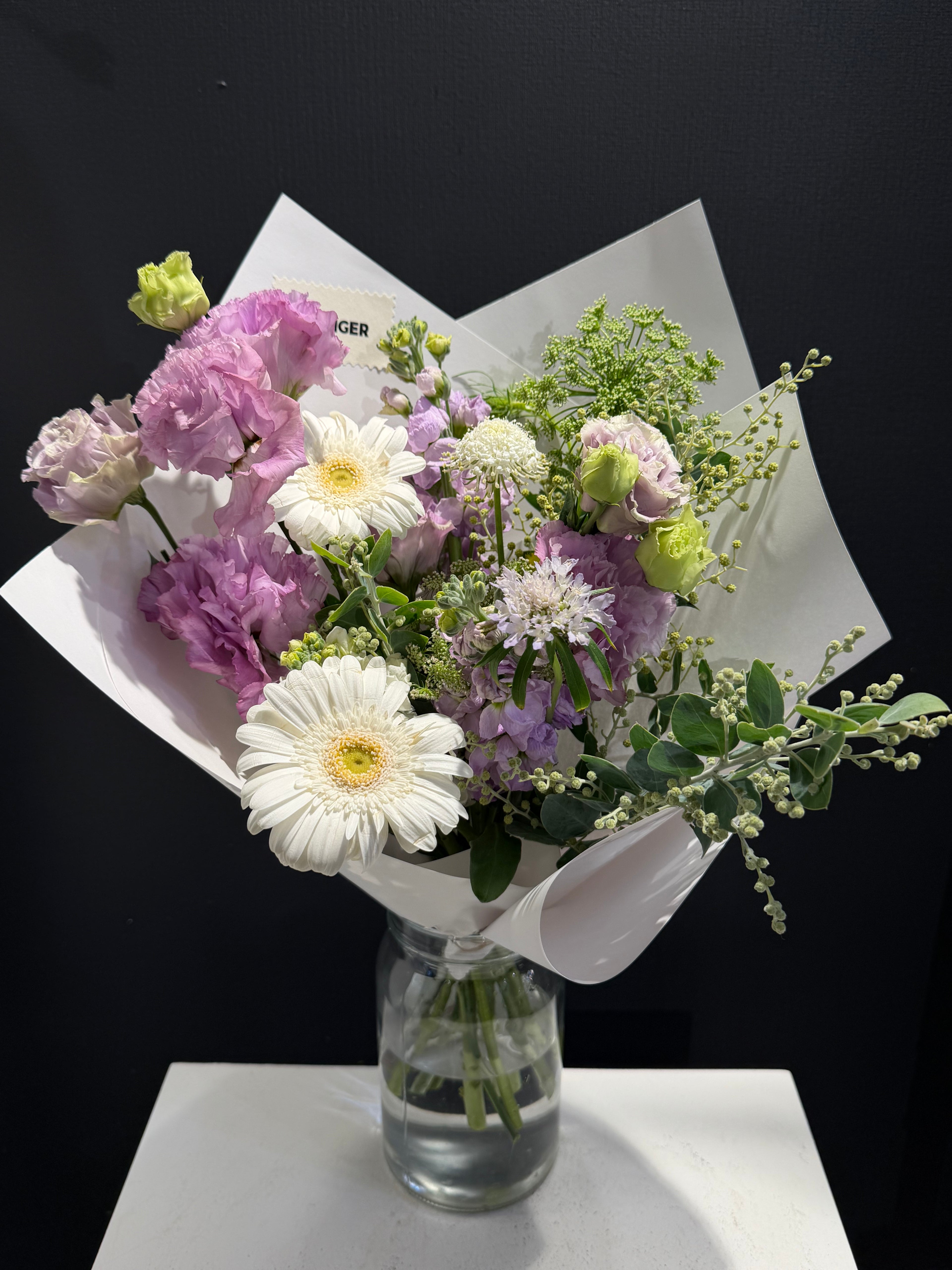 Daily in store fresh flowers
