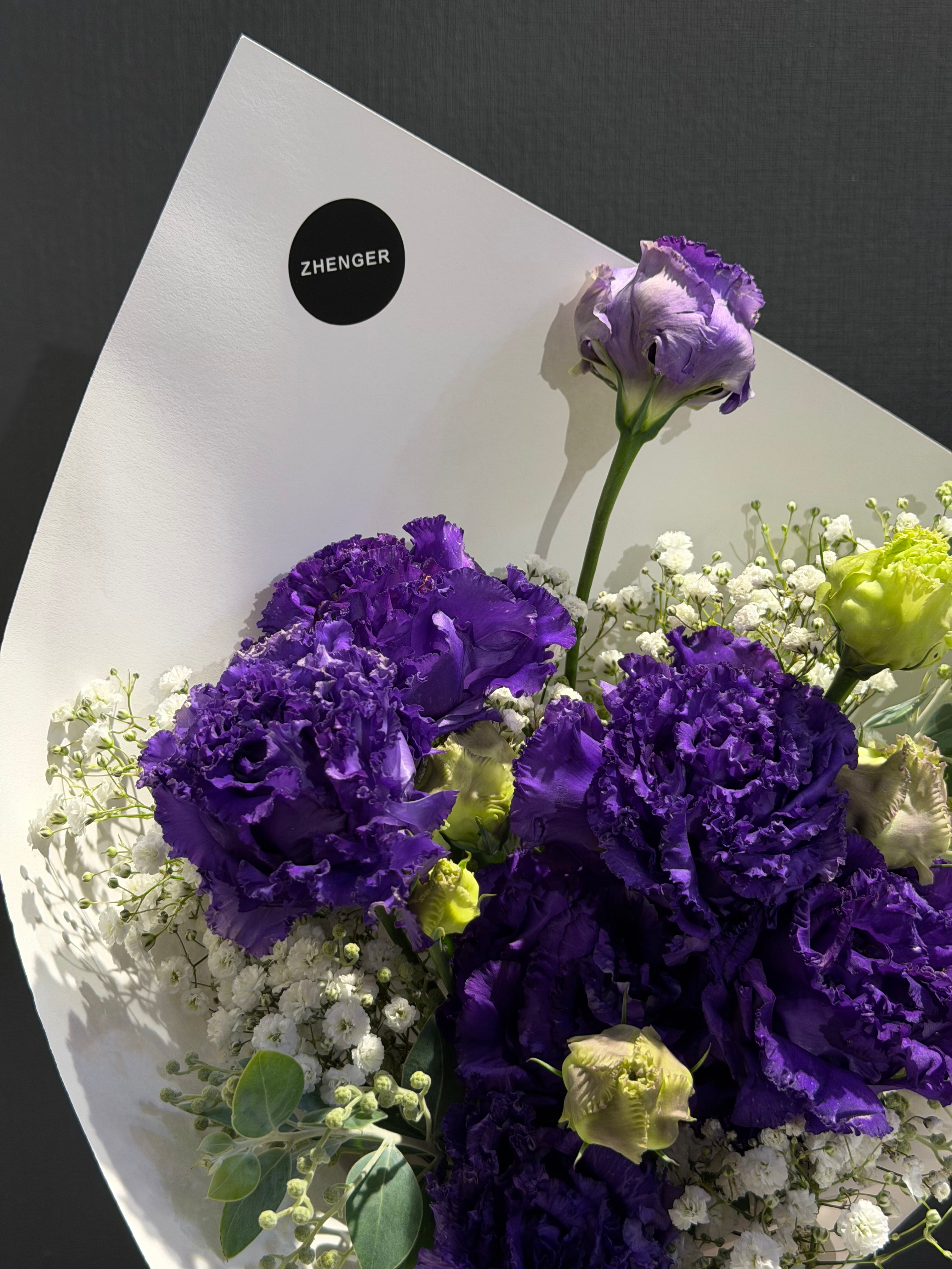 Daily in store fresh flowers