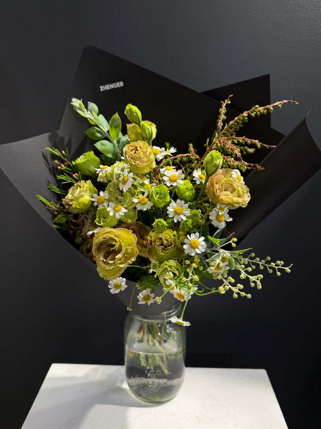 Daily in store fresh flowers