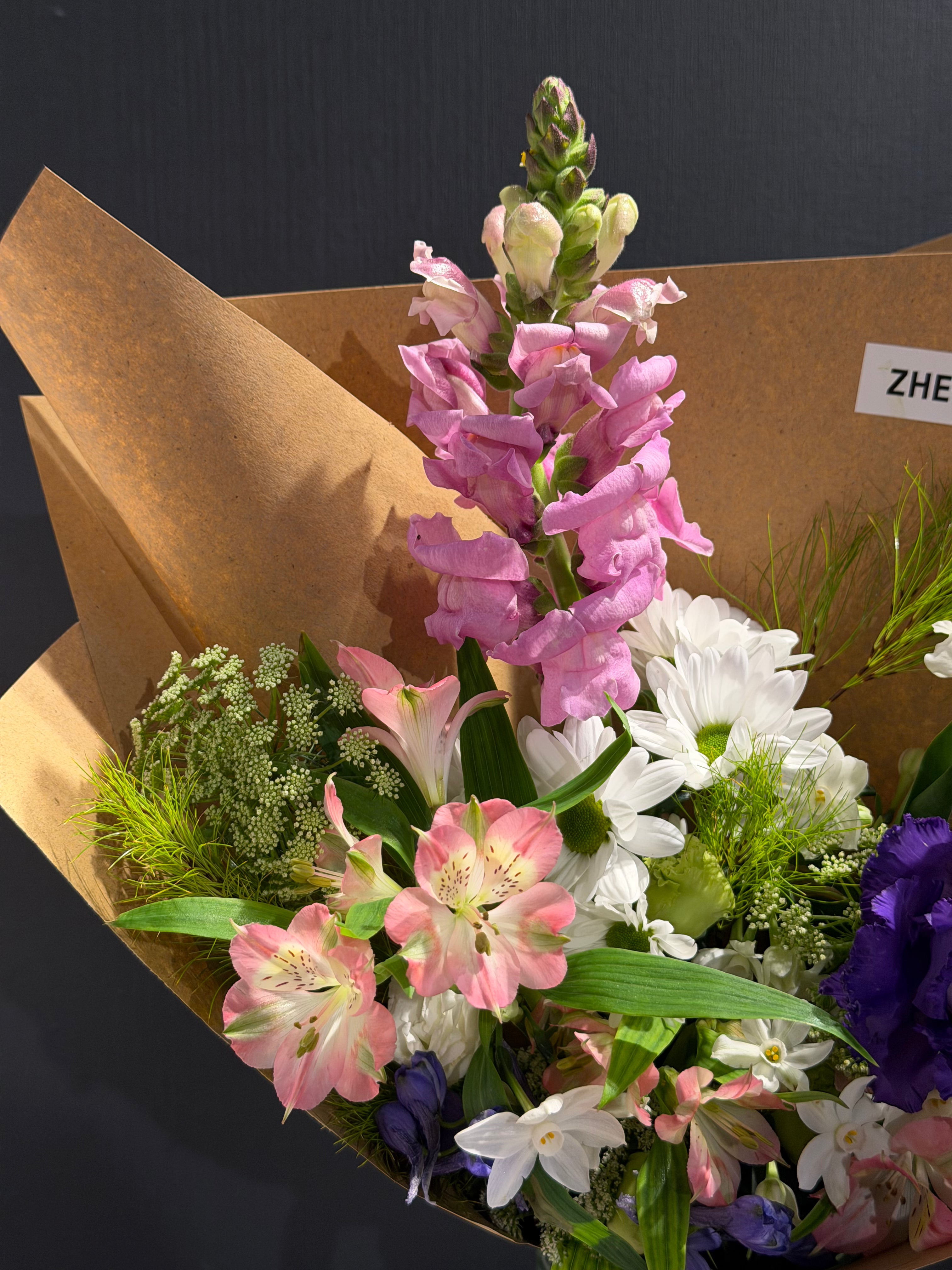 Daily in store fresh flowers