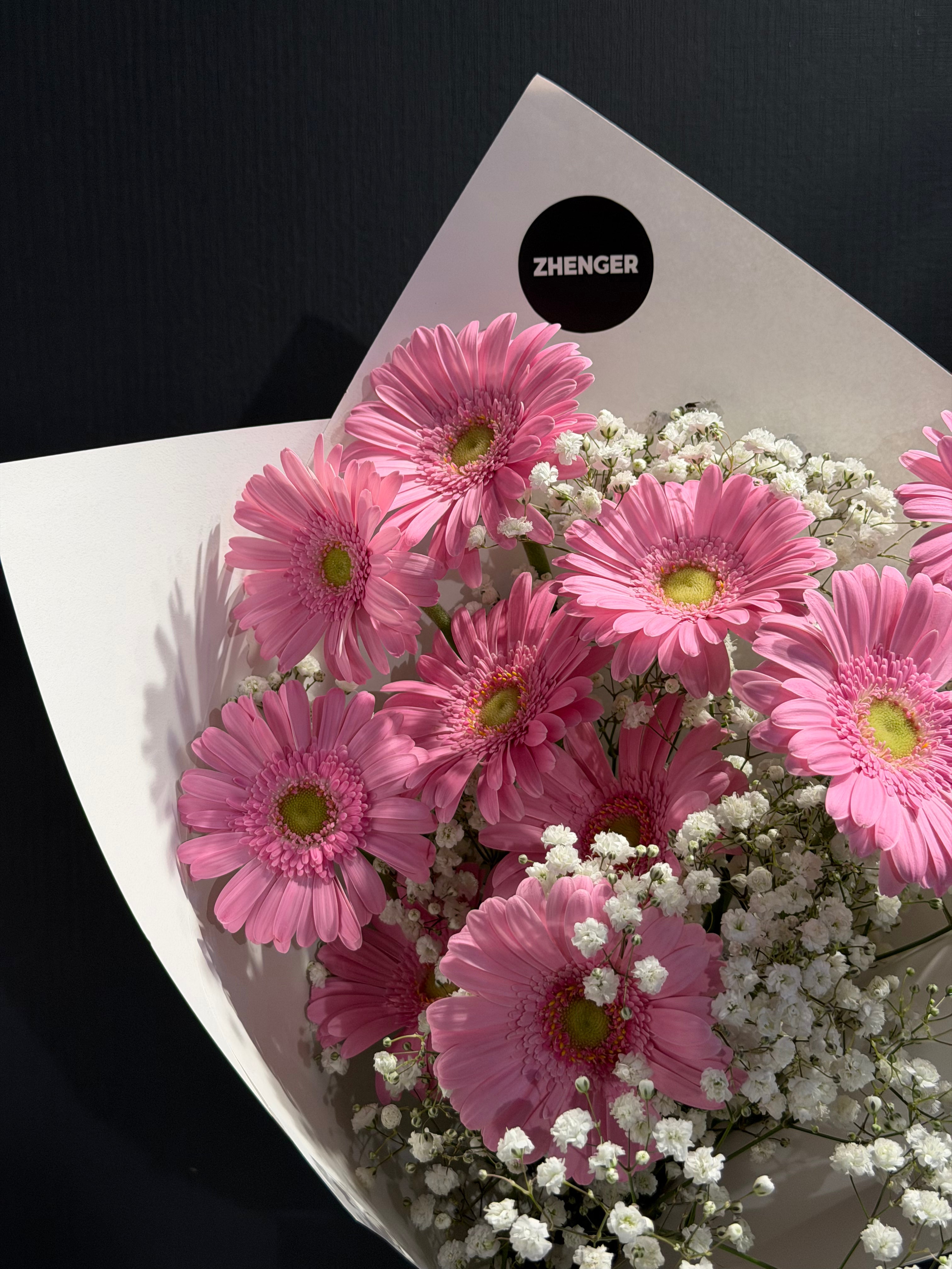 Daily in store fresh flowers
