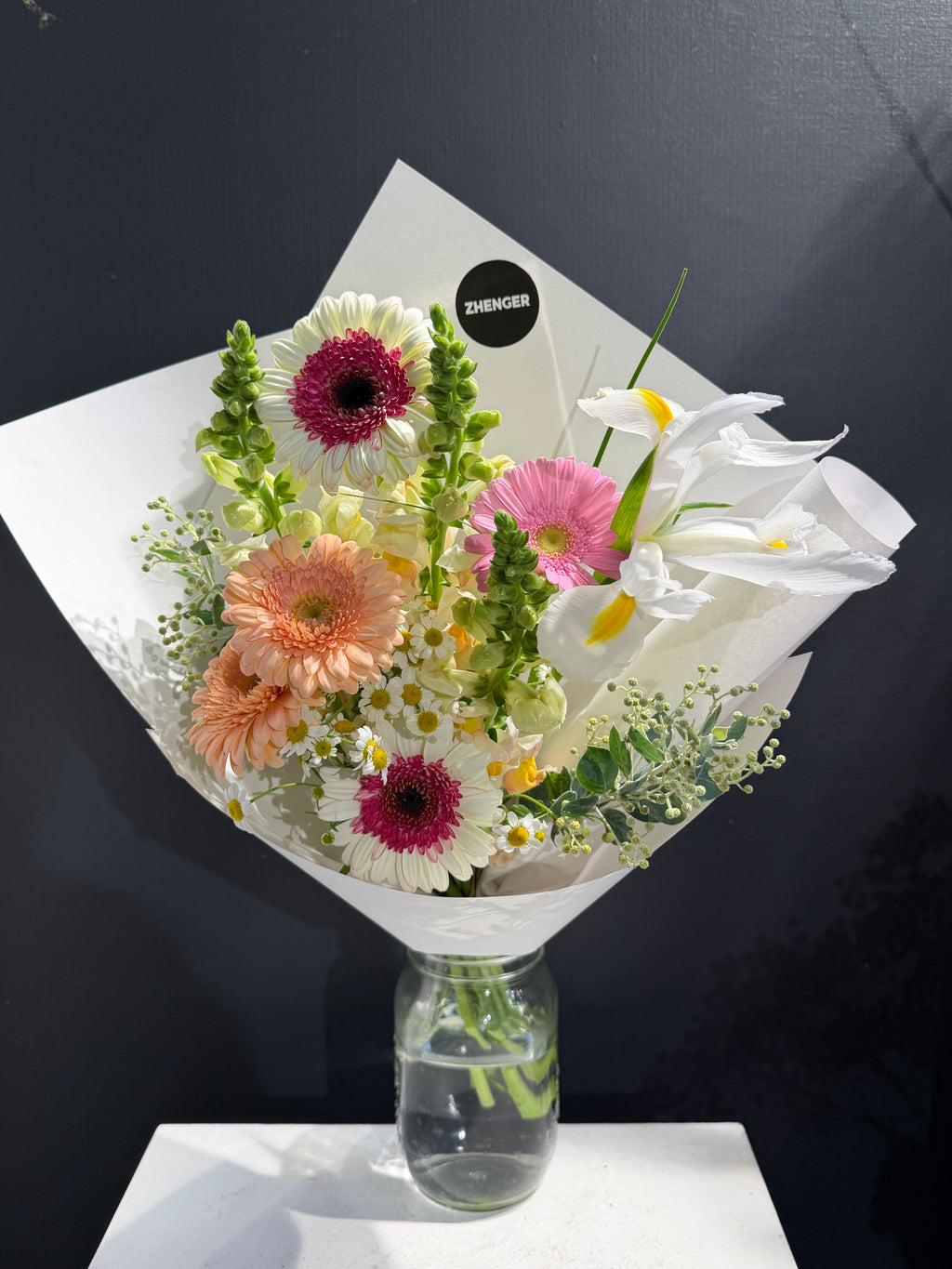 Daily in store fresh flowers