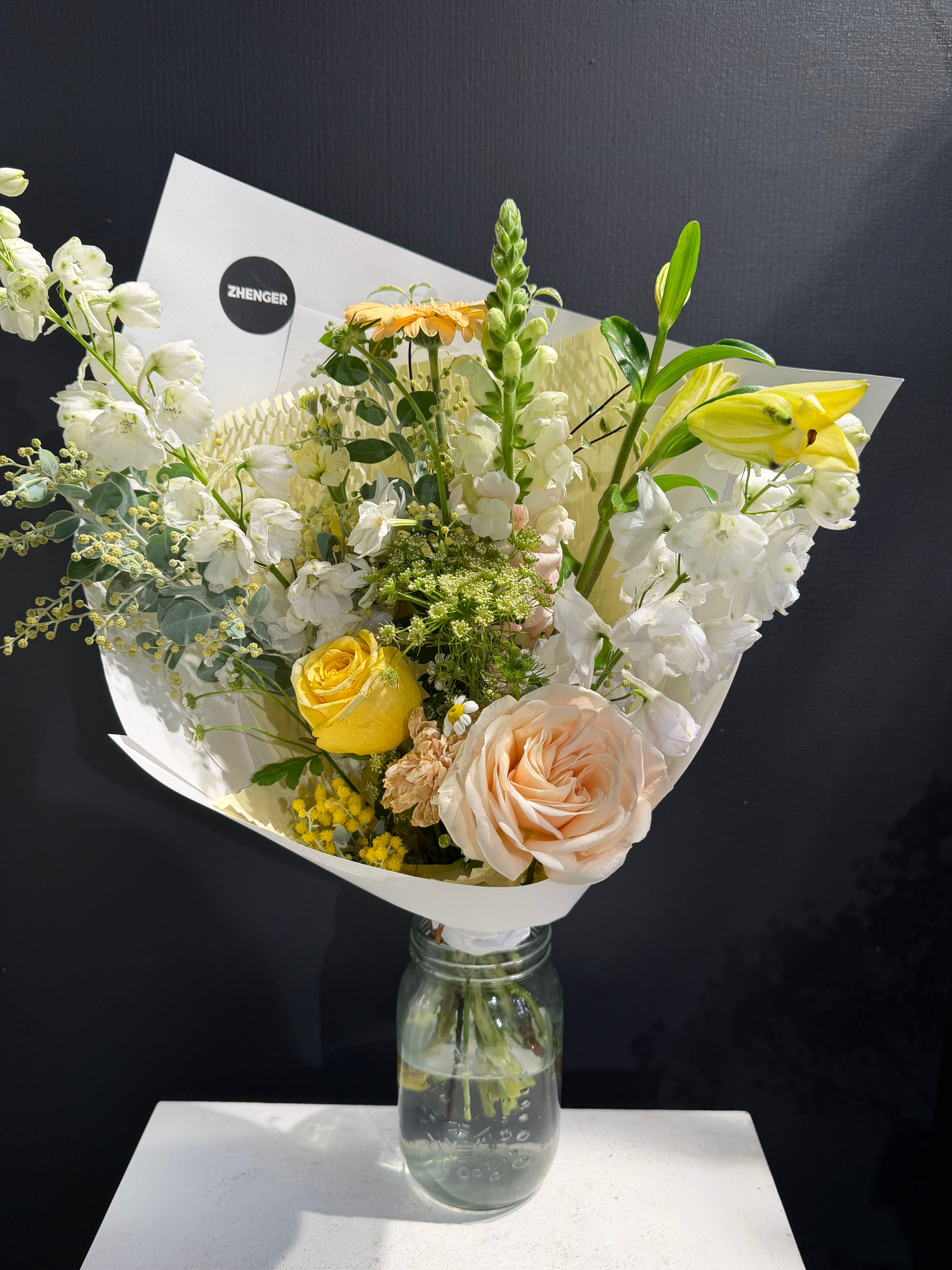 Daily in store fresh flowers