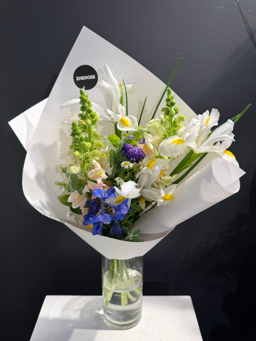 Daily in store fresh flowers