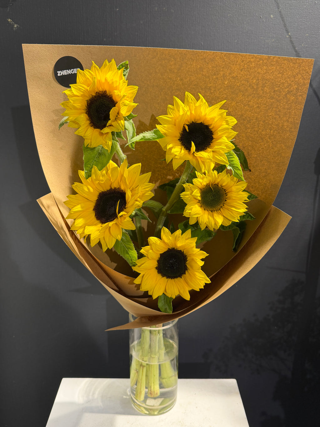 Daily in store fresh flowers