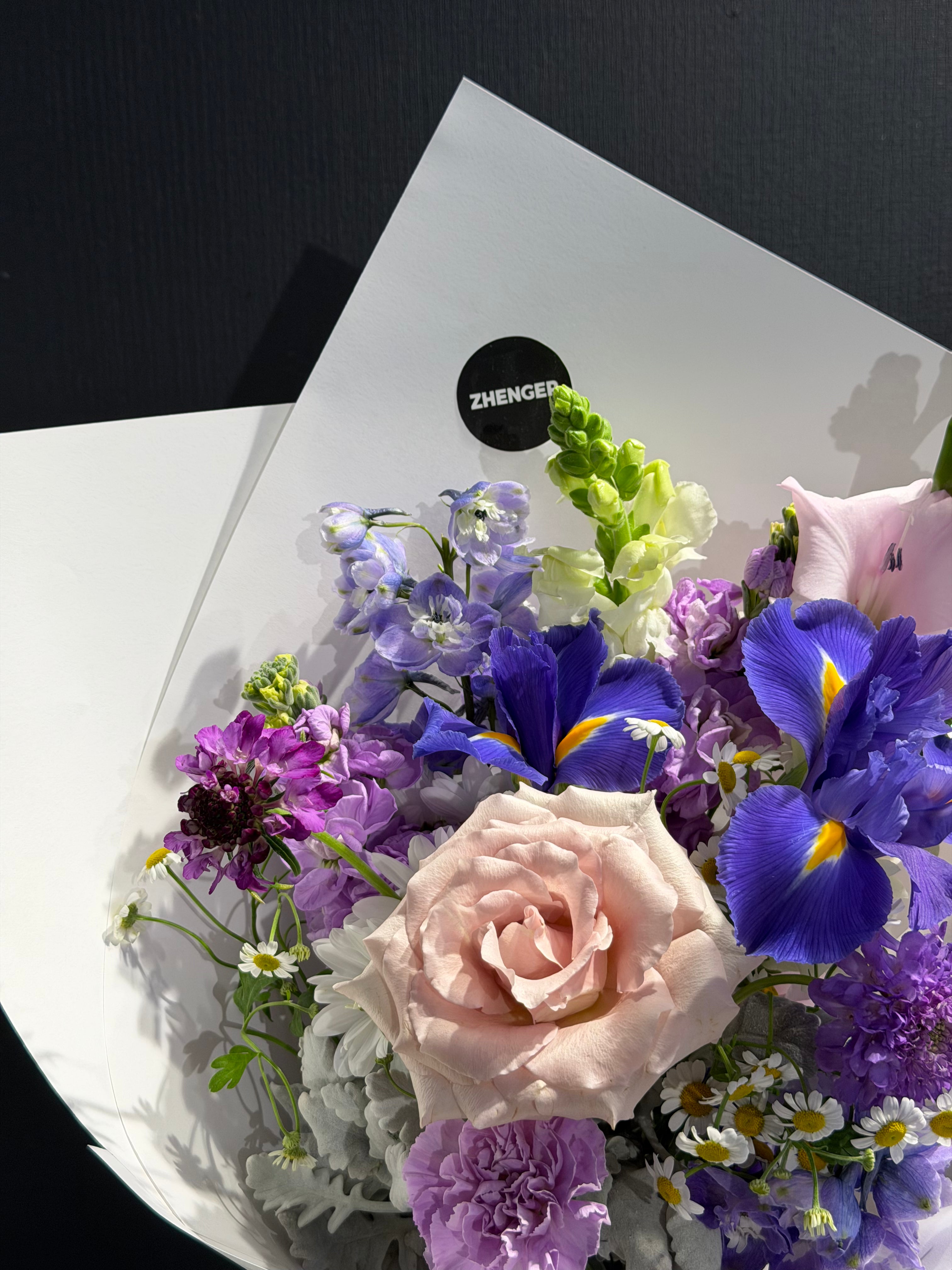 Daily in store fresh flowers