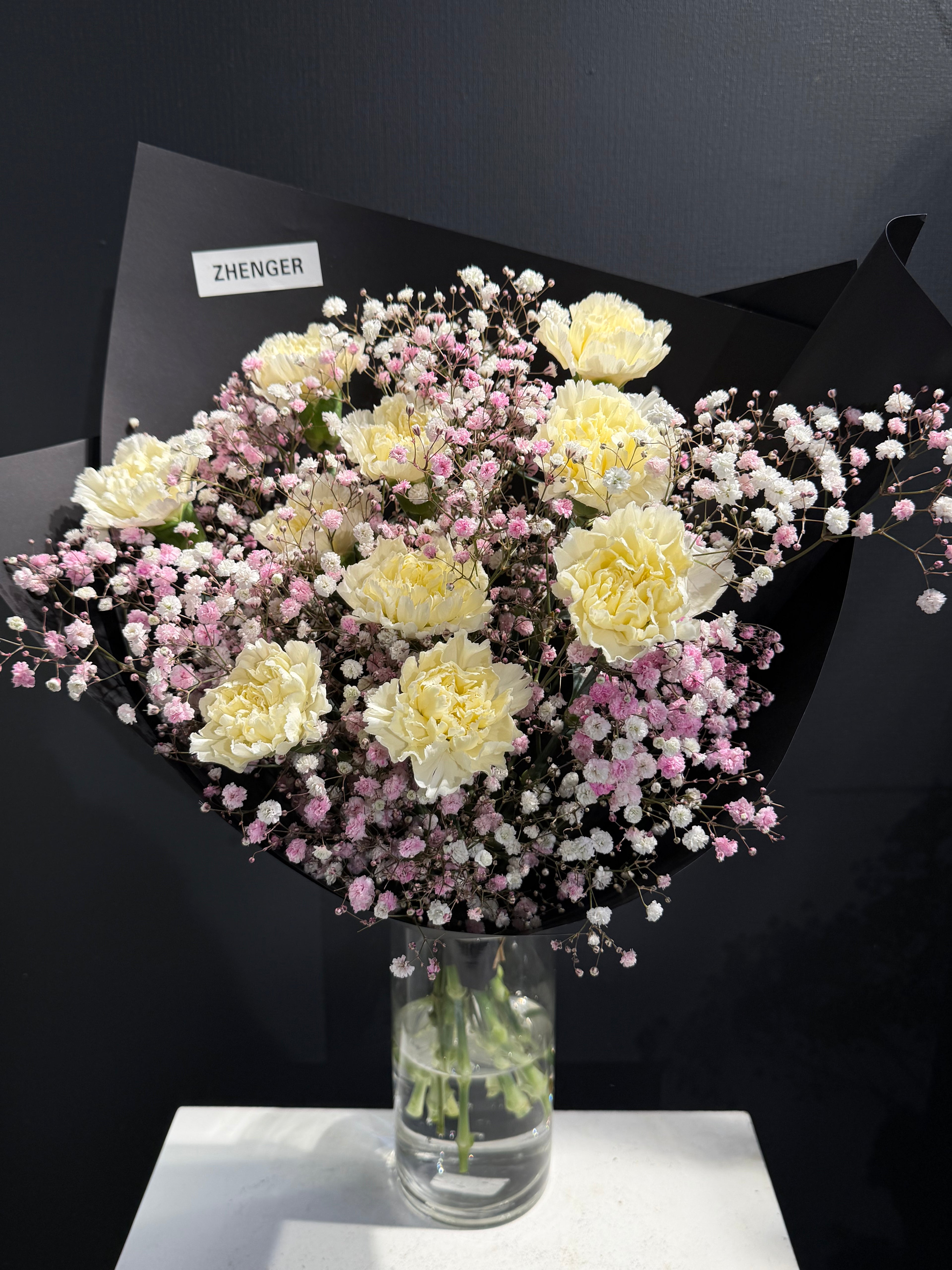 Daily in store fresh flowers