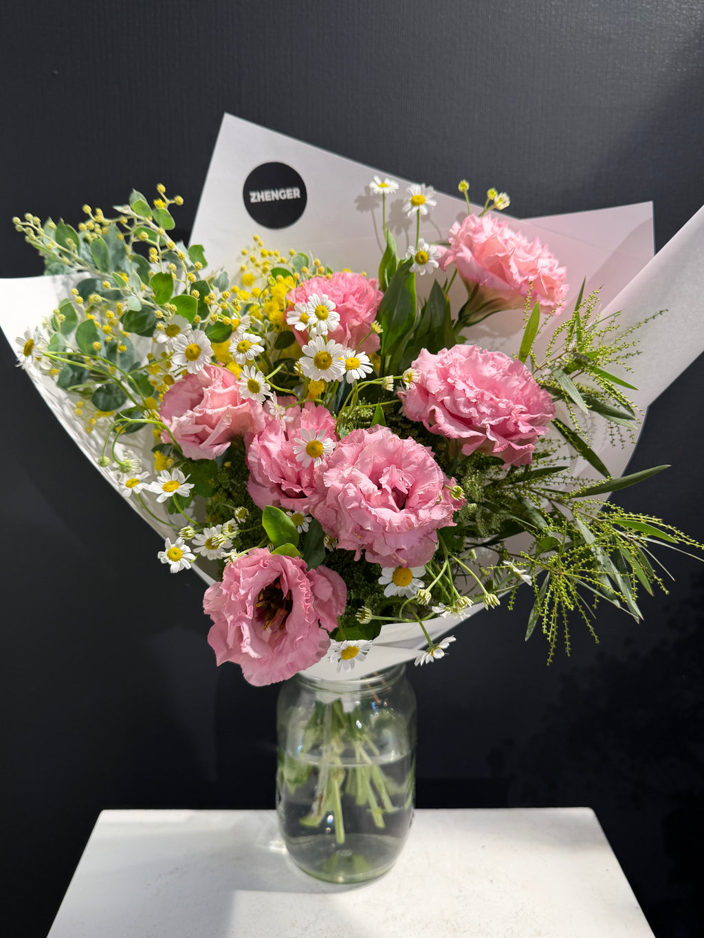 Daily in store fresh flowers