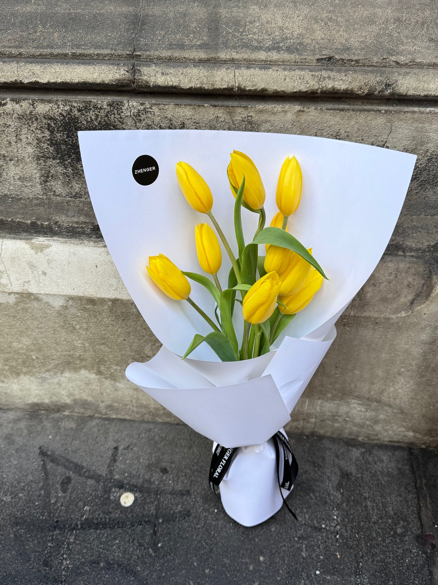 A Golden Ten（Tulips）
