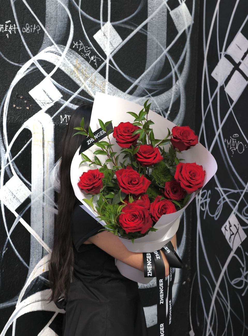 Scarlet Muse Bouquet （White Wraping)