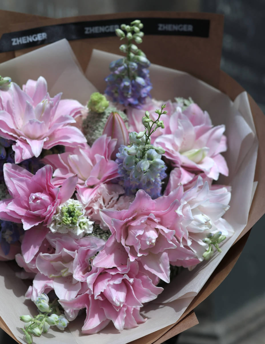 0v0 Roselily Dream（Round Bouquet）