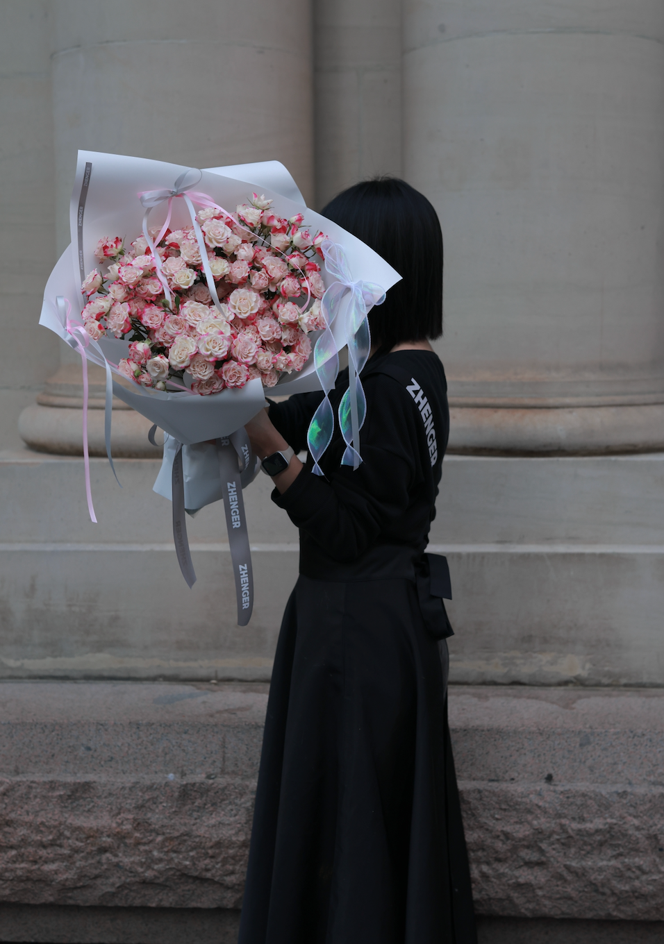 0v0 Pink Crush （pinky white spray roses)